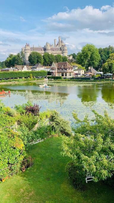 Maison De Charme Avec Vue Sur Chateau Пьерфон Экстерьер фото